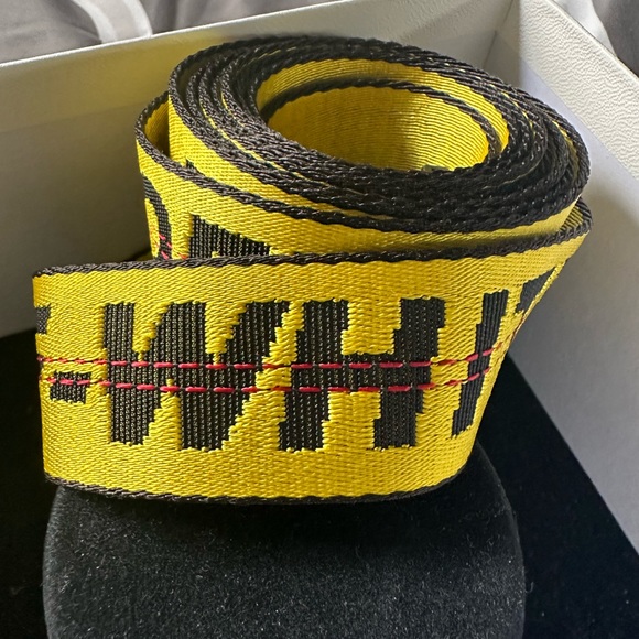 OFFWHITE Classic Industrial Belt in yellow. main image 8